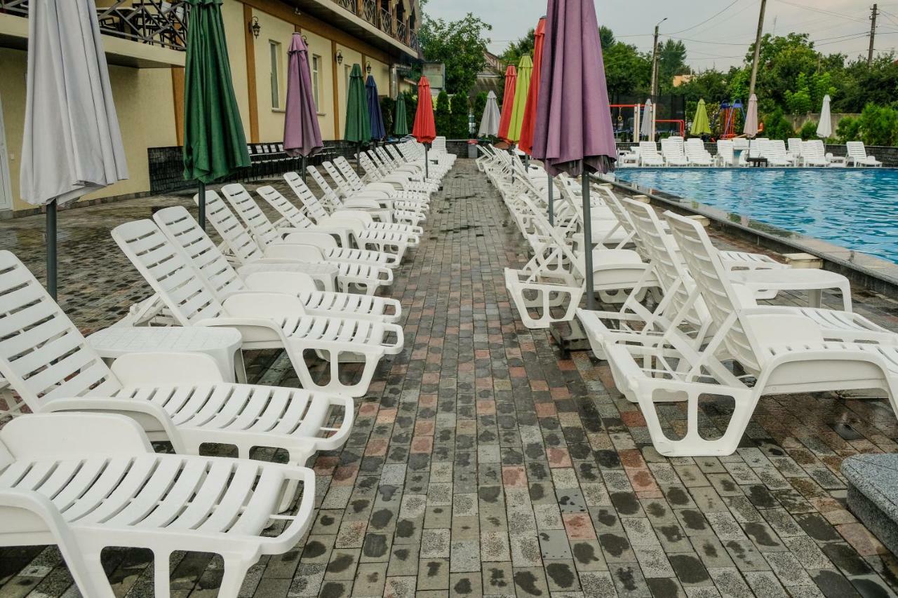 Оздоровчий Комплекс Гайки Заїзд Провулок Сухий Яр 12 Hotel Jitomir Exterior foto