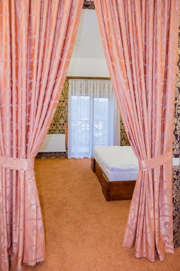 Оздоровчий Комплекс Гайки Заїзд Провулок Сухий Яр 12 Hotel Jitomir Exterior foto